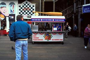 マリンスポーツと温泉を満喫・神津島ツアー