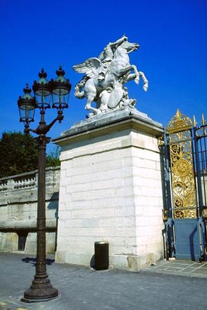 函館駅前の快適な滞在を実現する東横INN函館駅前大門の魅力と概要