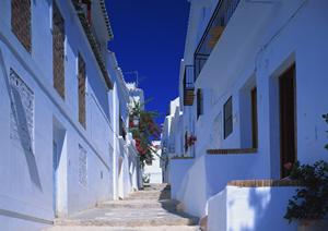 播州赤穂駅前の快適な滞在を提供する東横イン：施設の特徴と便利なロケーション
